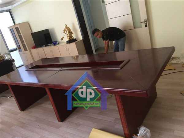Dịch vụ sửa chữa bàn ghế văn phòng uy tín giá rẻ tại Hà Nội